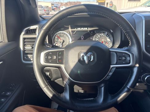 Used 2021 RAM 1500 Big Horn image 16