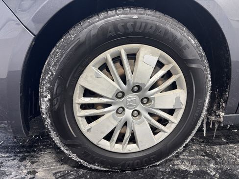 Used 2017 Honda Odyssey LX image 8