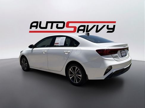 Used 2023 Kia Forte Sedan FWD image 7