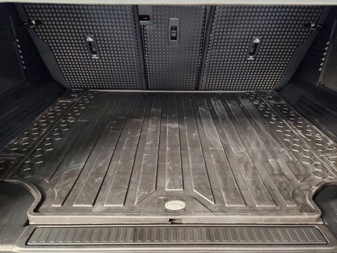 New 2026 Land Rover Defender 110 X AWD/4WD image 34