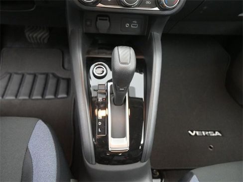 New 2025 Nissan Versa SV w/ Lighting Package image 9