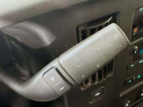 Used 2020 Chevrolet Express 3500 LT w/ LT Preferred Equipment Group image 17