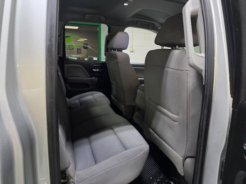 Used 2019 Chevrolet Silverado 1500 Custom w/ Custom Convenience Package image 22