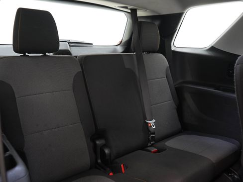Used 2018 Chevrolet Traverse LT AWD/4WD image 15