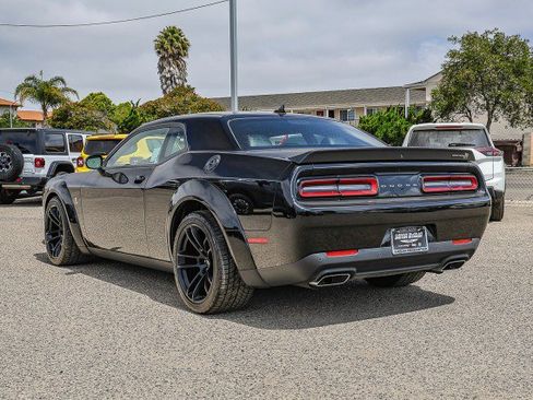 Used 2022 Dodge Challenger R/T Scat Pack RWD image 8