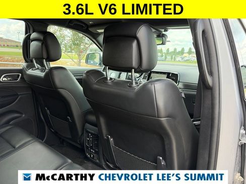 Used 2019 Jeep Grand Cherokee Limited AWD/4WD image 35