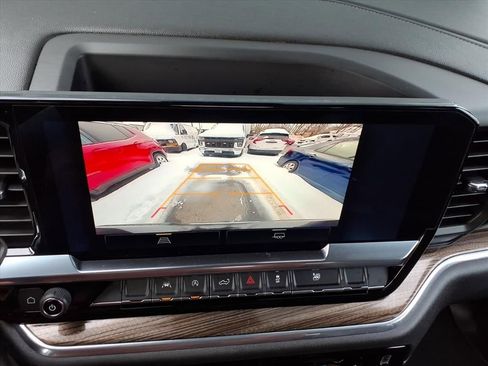 Used 2023 Chevrolet Silverado 1500 LT image 28