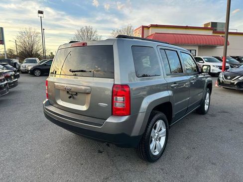 Used 2014 Jeep Patriot Latitude w/ Sun/Sound Group image 5