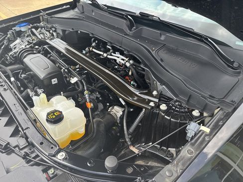 Used 2022 Ford Explorer Limited w/ Limited Technology Package image 32