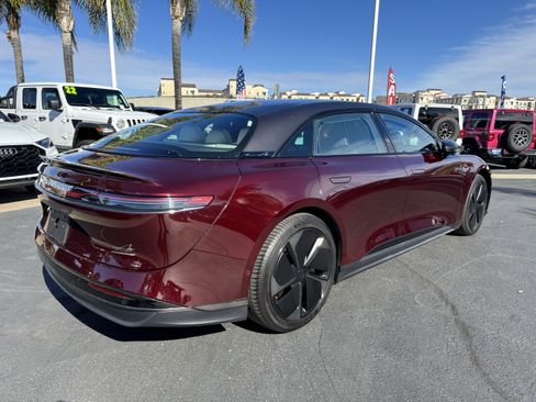 Used 2024 Lucid Air Touring image 10