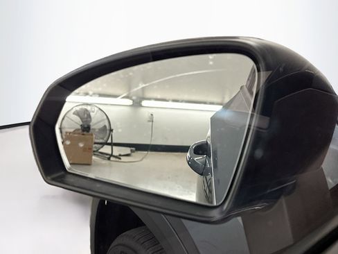 Used 2024 Volkswagen Taos S AWD/4WD image 16