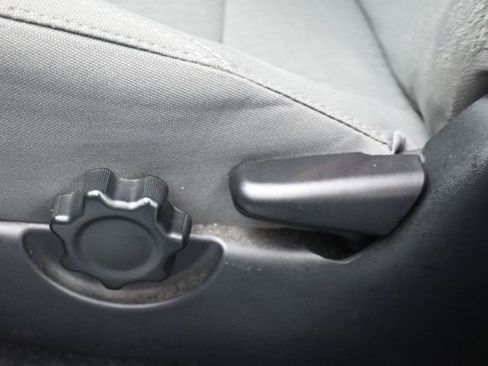 Used 2021 Toyota Tacoma SR image 13