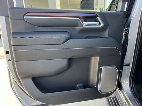 New 2026 GMC Sierra 2500 Denali w/ Denali Reserve Package image 25