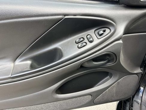 Used 2004 Ford Mustang GT RWD image 20