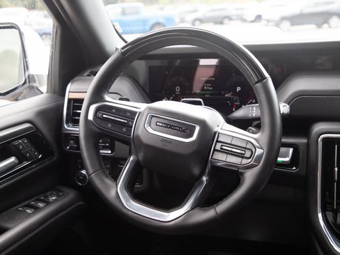 Used 2025 GMC Yukon Denali w/ Denali Reserve Package AWD/4WD image 20