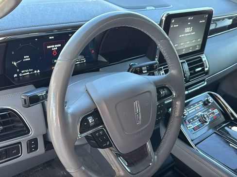 Used 2021 Lincoln Navigator L Reserve w/ Luxury Package AWD/4WD image 21