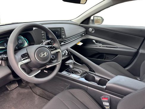 New 2026 Hyundai Elantra Hybrid FWD image 9