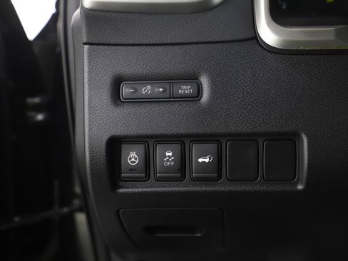 Used 2017 Nissan Murano Platinum image 25