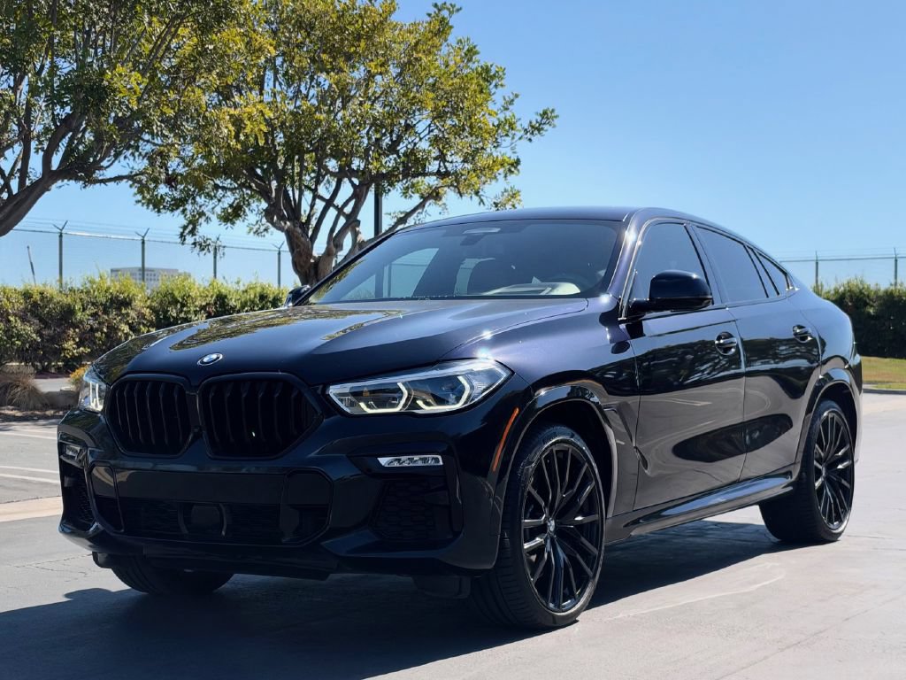 Used 2021 BMW X6 M50i w/ Executive Package AWD/4WD image 1