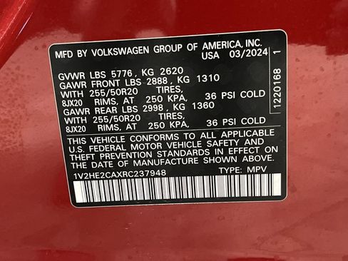 Used 2024 Volkswagen Atlas Cross Sport SE image 38