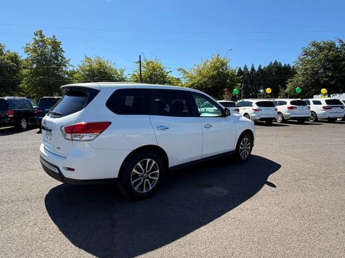 Used 2014 Nissan Pathfinder SL AWD/4WD image 3