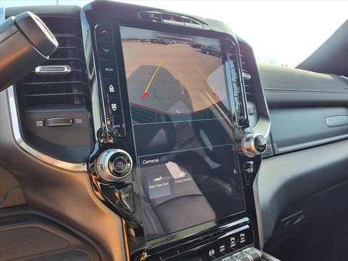 New 2026 RAM 2500 Laramie w/ Night Edition AWD/4WD image 13