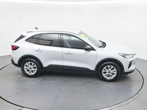 Used 2025 Ford Escape Active w/ Cold Weather Package AWD/4WD image 22
