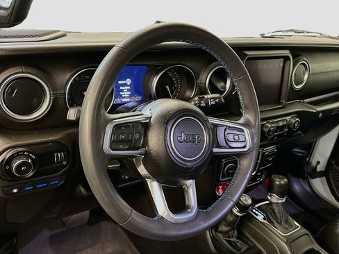 Used 2023 Jeep Wrangler Unlimited Rubicon 4xe w/ Cold Weather Group AWD/4WD image 18