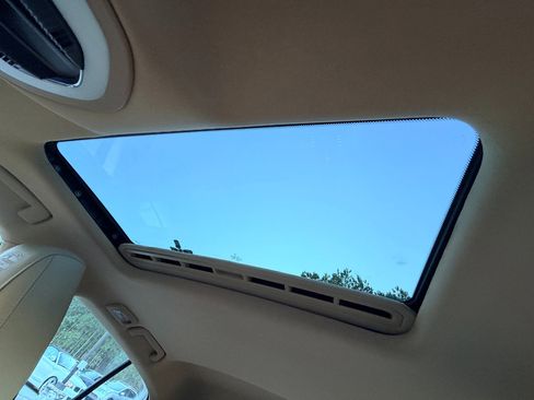 Used 2016 Porsche Panamera Edition image 28