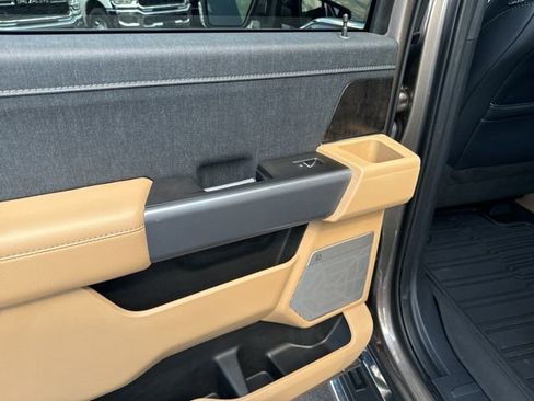 Used 2022 Ford F150 Lariat image 30