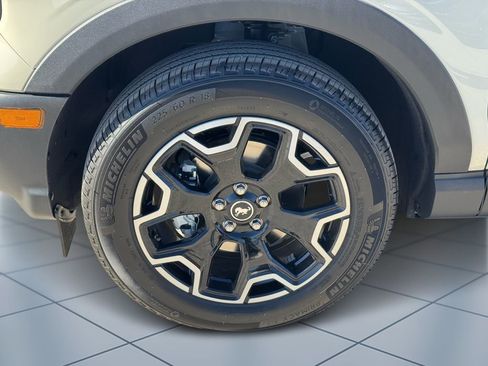 New 2025 Ford Bronco Sport Outer Banks w/ Outer Banks Tech Package+ AWD/4WD image 5