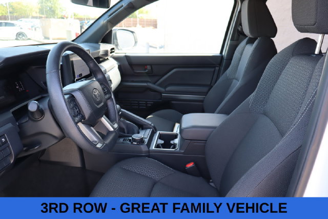 Used 2026 Toyota 4Runner SR5 AWD/4WD image 15