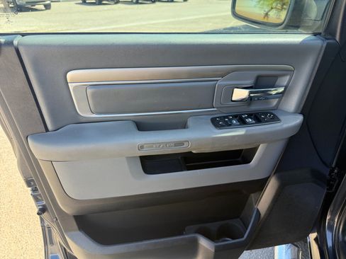 Used 2016 RAM 1500 Big Horn RWD image 12