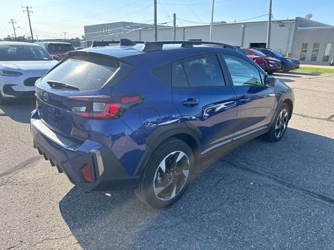 Used 2026 Subaru Crosstrek 2.5i Limited AWD/4WD image 3
