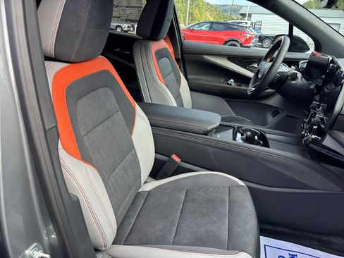 New 2026 Chevrolet Blazer EV SS image 23