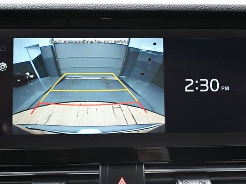 Used 2022 Kia Niro EX w/ Cold Weather Package FWD image 22