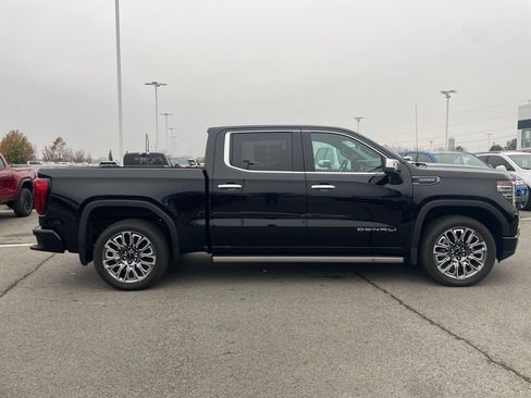 Used 2026 GMC Sierra 1500 Denali Ultimate AWD/4WD image 9