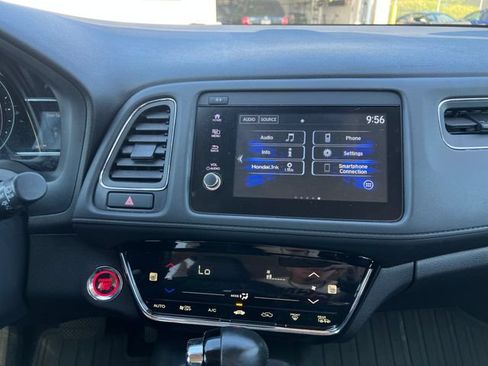 Used 2021 Honda HR-V EX-L image 22