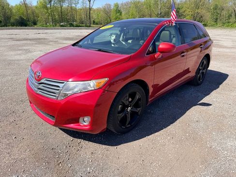 Used 2012 Toyota Venza Limited w/ Tow Pkg FWD image 3
