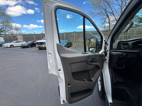 Used 2024 Ford Transit 250 Low Roof w/ Exterior Upgrade Package RWD image 16