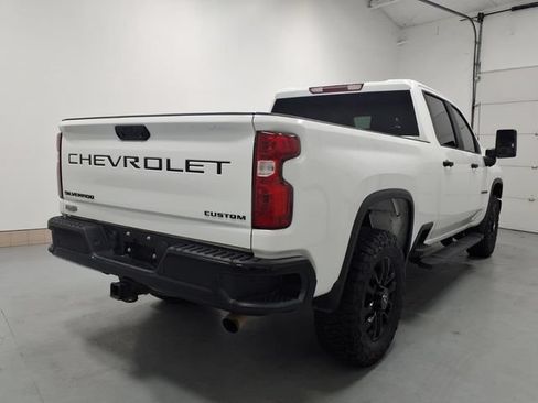 Used 2025 Chevrolet Silverado 2500 Custom w/ Custom Value Package AWD/4WD image 3
