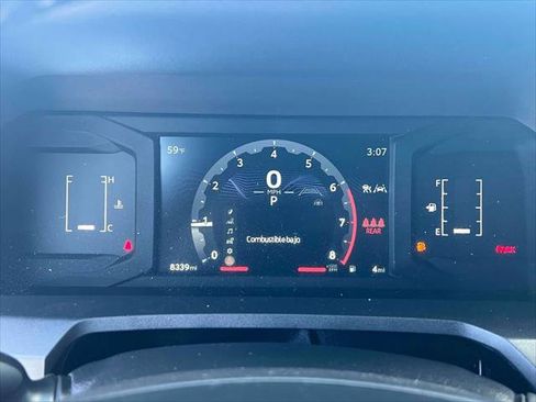 Certified 2025 Toyota Tacoma SR5 w/ SR5 Upgrade Package AWD/4WD image 26