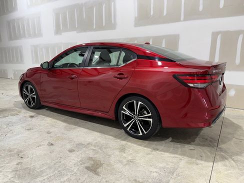 Used 2023 Nissan Sentra SR w/ Electronics Package image 4