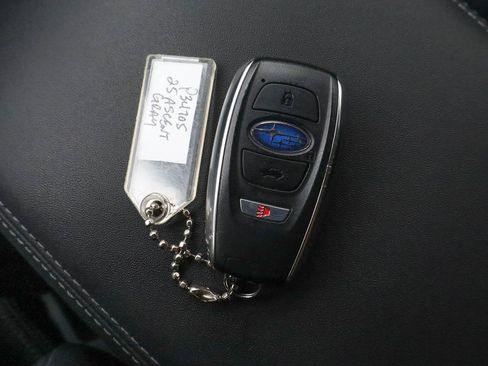Used 2025 Subaru Ascent Premium AWD/4WD image 32