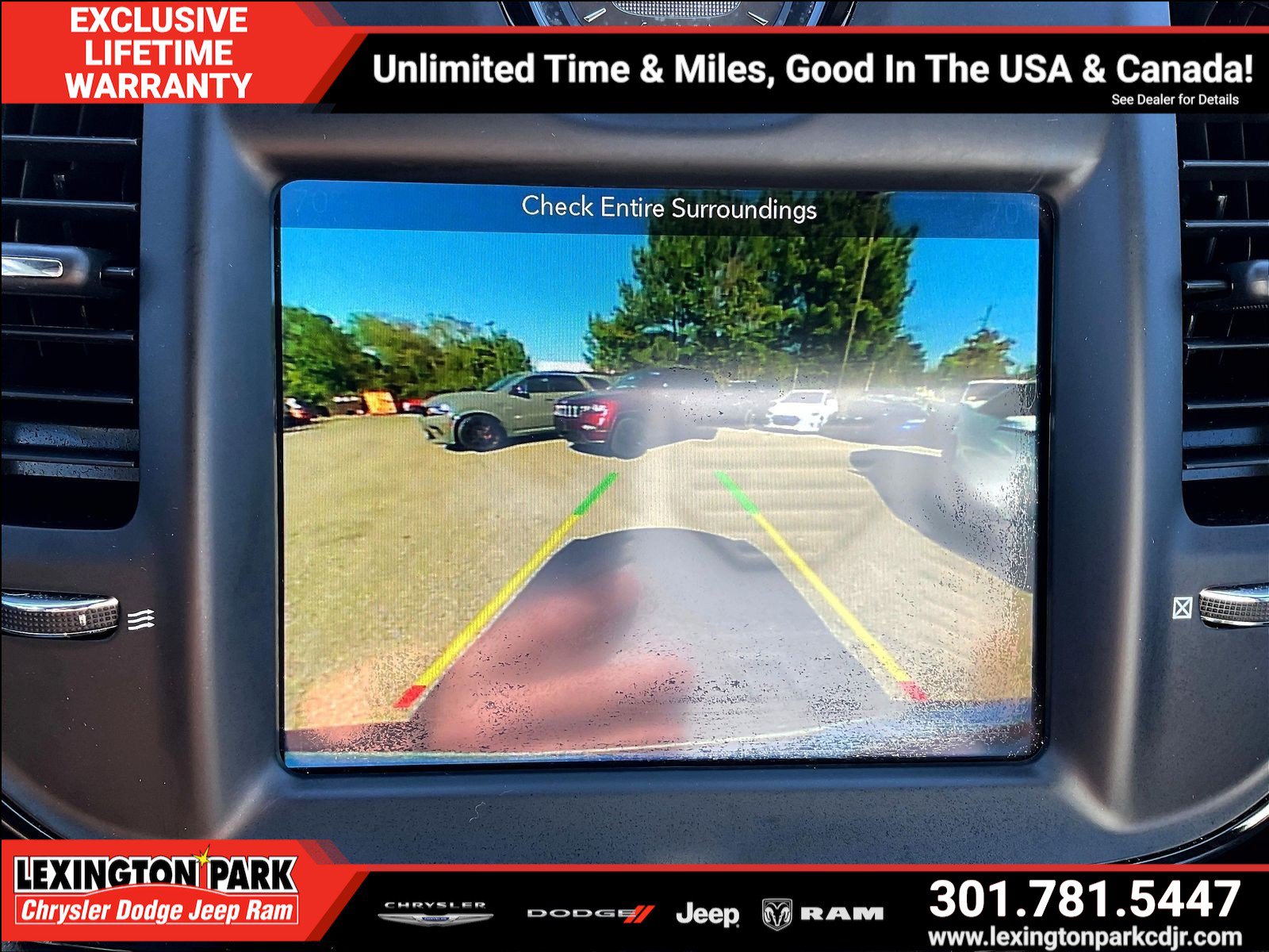 Used 2018 Chrysler 300 S RWD image 14