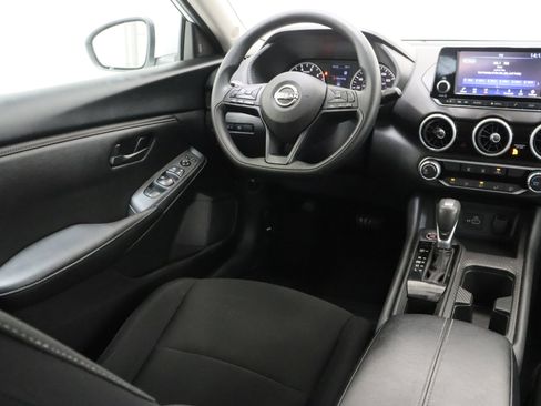Used 2025 Nissan Sentra S FWD image 29