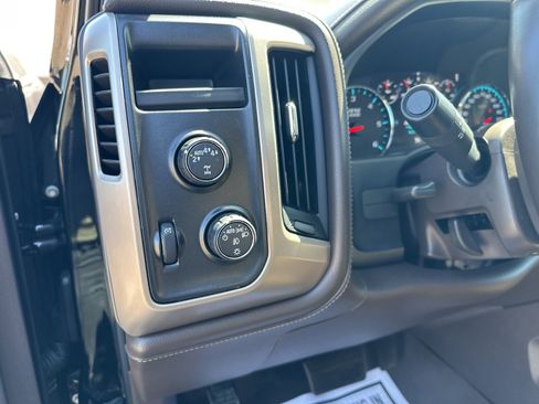 Used 2018 GMC Sierra 1500 Denali AWD/4WD image 18