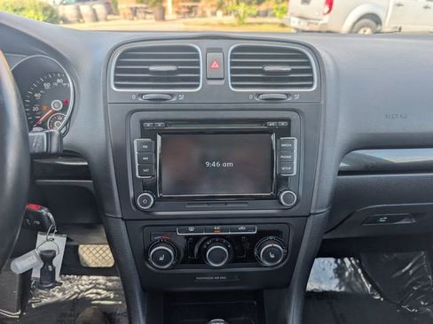 Used 2014 Volkswagen Jetta TDI FWD image 12