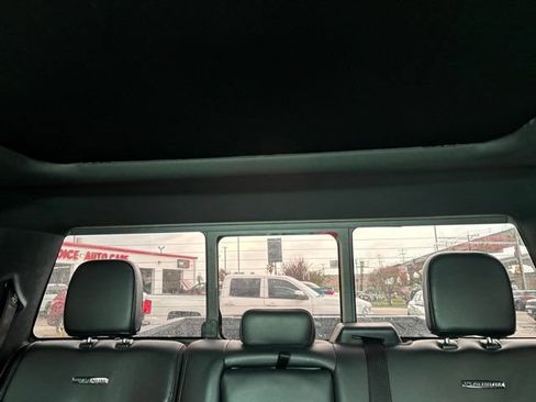 Used 2018 Ford F150 Platinum w/ Equipment Group 701A Luxury AWD/4WD image 48