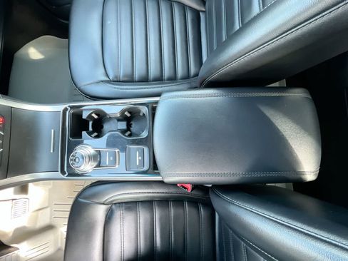 Used 2020 Ford Edge SEL AWD/4WD image 21